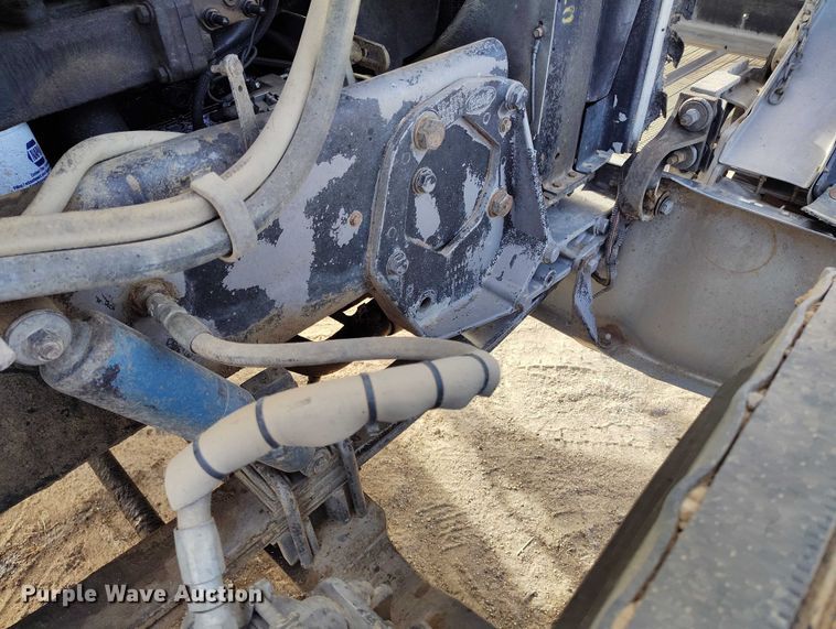 image for item DT0833 1996 Peterbilt 379 semi truck