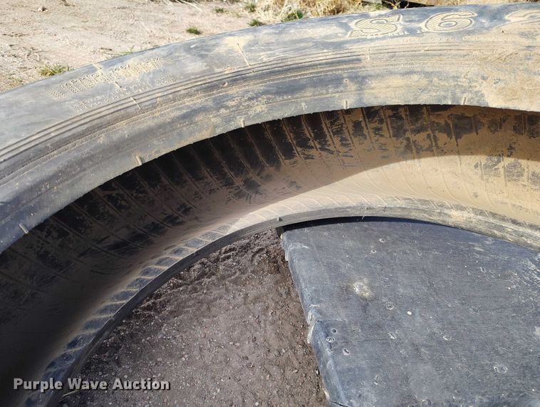 image for item DT0833 1996 Peterbilt 379 semi truck