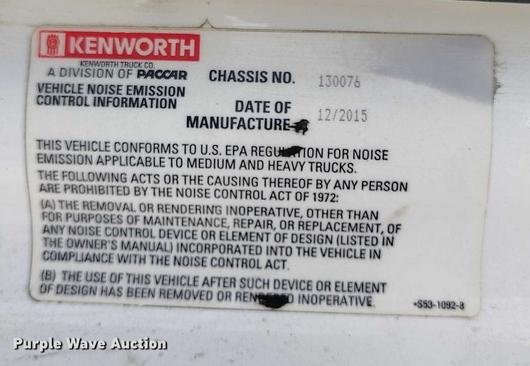 image for item DT0868 2016 Kenworth T680 semi truck