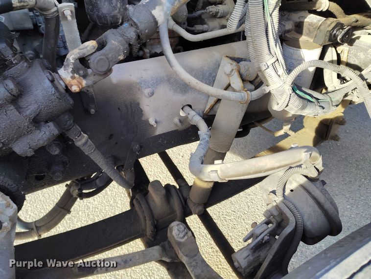 image for item DT0869 2016 Peterbilt 337 box truck