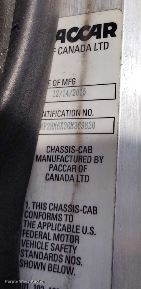 image for item DT0869 2016 Peterbilt 337 box truck