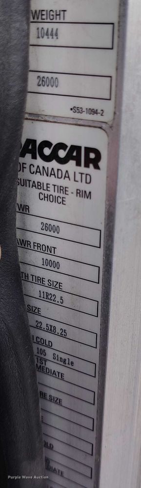 image for item DT0870 2016 Peterbilt 330 box truck