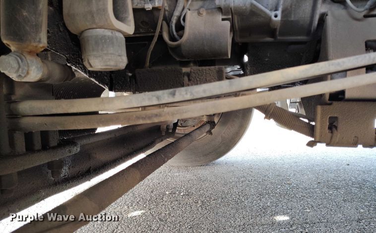 image for item DT0871 2018 Peterbilt 579 semi truck