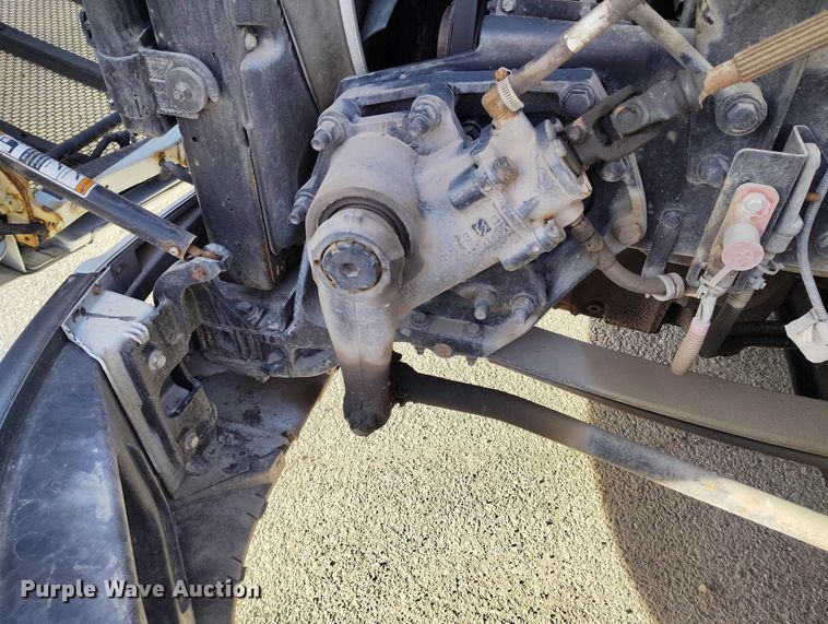 image for item DT0871 2018 Peterbilt 579 semi truck