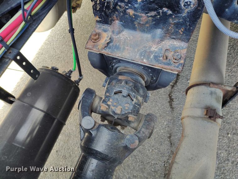 image for item DT0872 2016 Freightliner Cascadia 125 semi truck