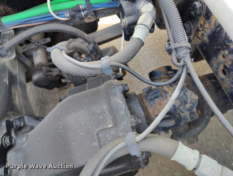 image for item DT0872 2016 Freightliner Cascadia 125 semi truck