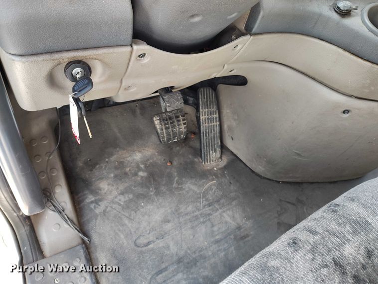 image for item DT0872 2016 Freightliner Cascadia 125 semi truck