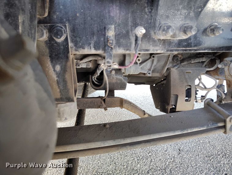 image for item DT0873 2018 Peterbilt 579 semi truck