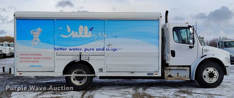 image for item DT0882 2017 Freightliner Business Class M2 delivery truck