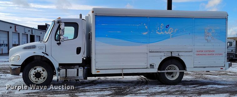 image for item DT0882 2017 Freightliner Business Class M2 delivery truck