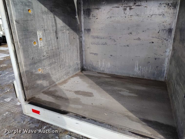 image for item DT0882 2017 Freightliner Business Class M2 delivery truck