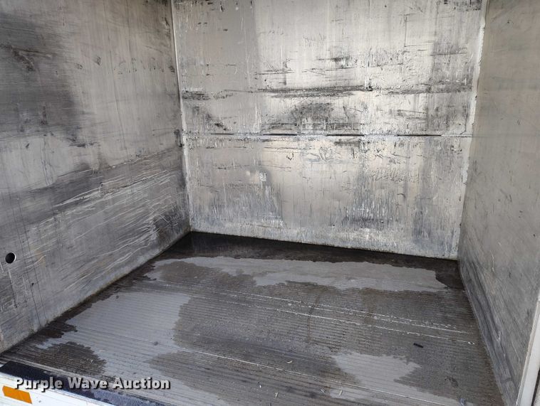 image for item DT0882 2017 Freightliner Business Class M2 delivery truck