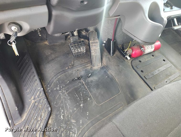 image for item DT0882 2017 Freightliner Business Class M2 delivery truck