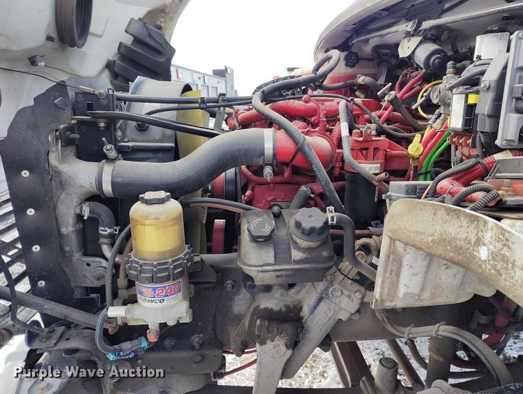 image for item DT0882 2017 Freightliner Business Class M2 delivery truck