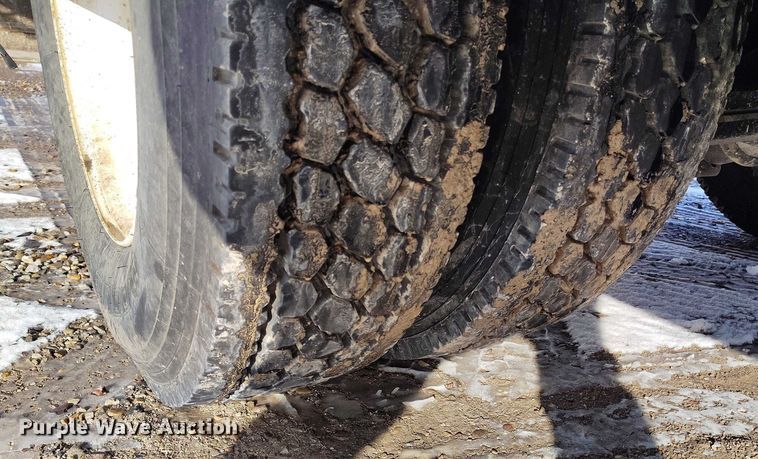 image for item DT0882 2017 Freightliner Business Class M2 delivery truck