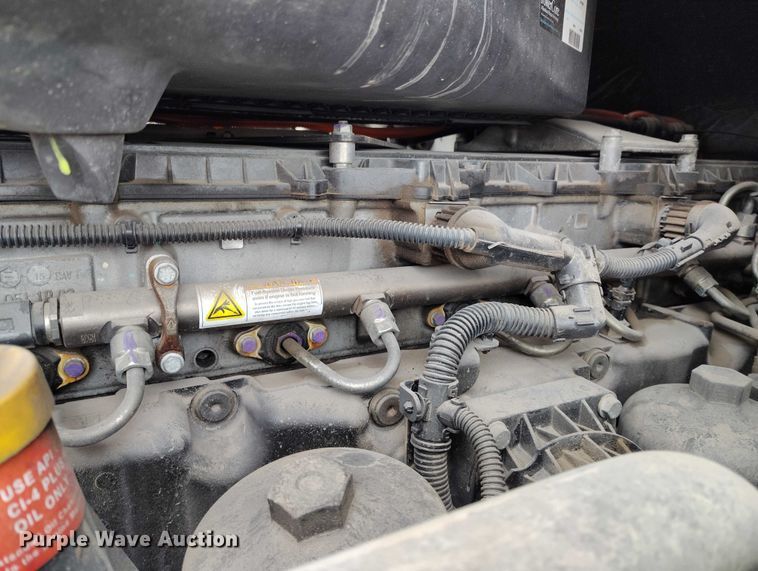 image for item DT0884 2016 Freightliner Cascadia 113 semi truck