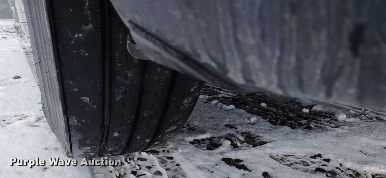 image for item DT0884 2016 Freightliner Cascadia 113 semi truck