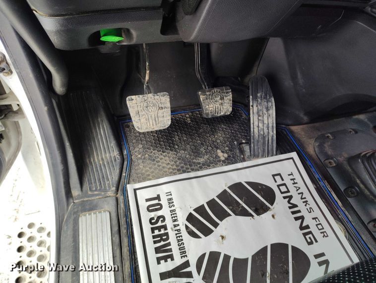 image for item DT0889 2020 Kenworth W990 semi truck