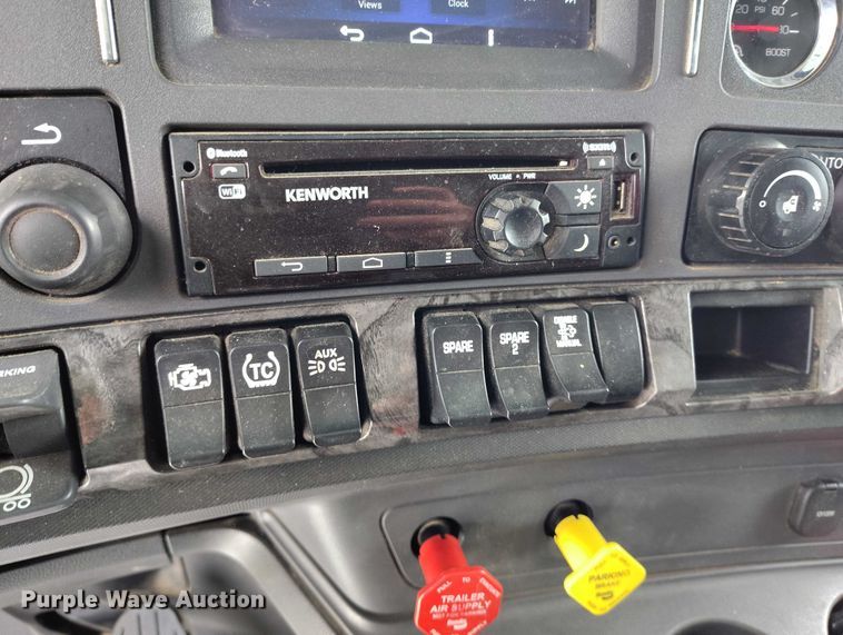 image for item DT0889 2020 Kenworth W990 semi truck