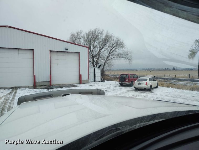 image for item DT0889 2020 Kenworth W990 semi truck