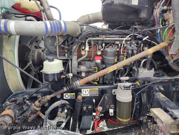 image for item DT0889 2020 Kenworth W990 semi truck