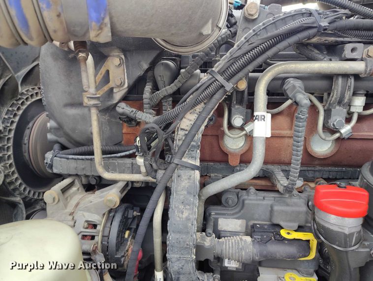 image for item DT0889 2020 Kenworth W990 semi truck