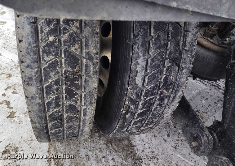 image for item DT0889 2020 Kenworth W990 semi truck