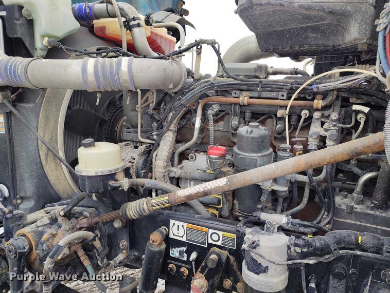 image for item DT0890 2020 Kenworth W990 semi truck