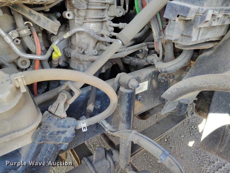 image for item DT0894 2018 Freightliner Cascadia 125 semi truck