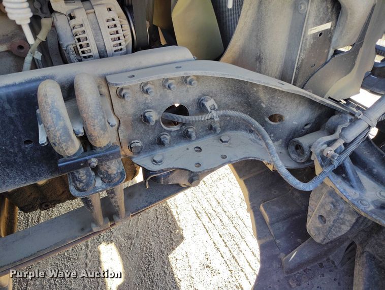 image for item DT0894 2018 Freightliner Cascadia 125 semi truck