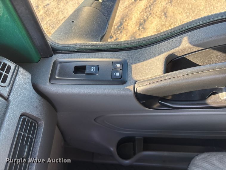 image for item DU0364 2020 International LT625 semi truck