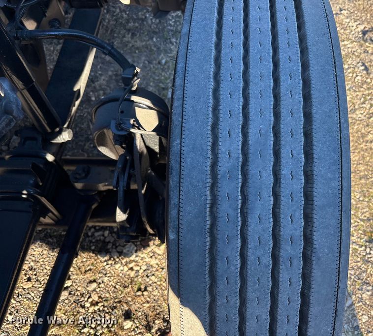 image for item DU0364 2020 International LT625 semi truck