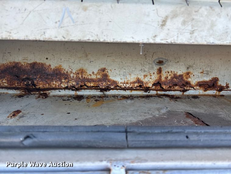 image for item DU6969 2004 International MA035 bucket truck