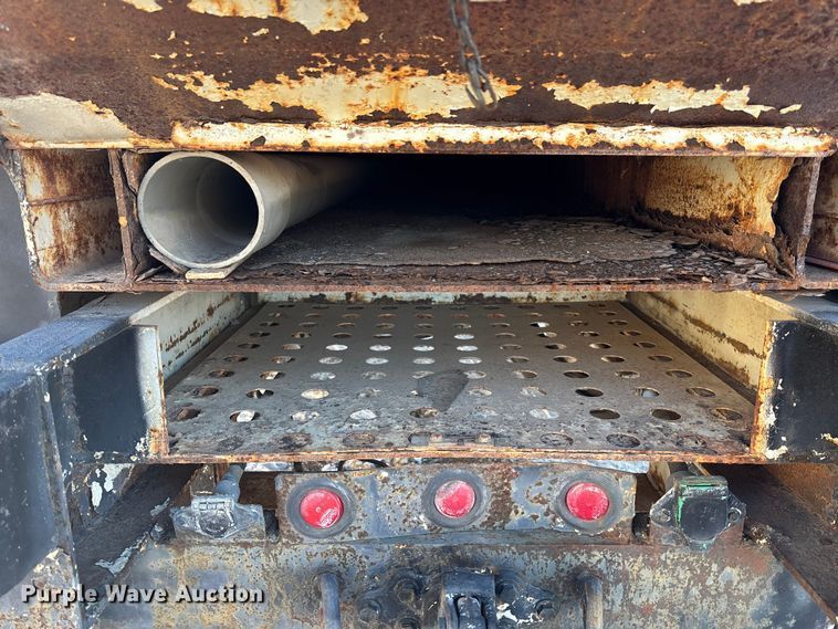 image for item DU6969 2004 International MA035 bucket truck