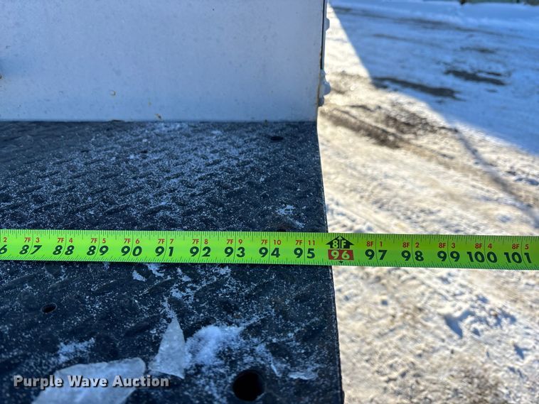 image for item DU6969 2004 International MA035 bucket truck