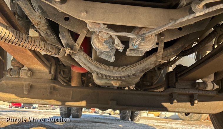 image for item DU6969 2004 International MA035 bucket truck