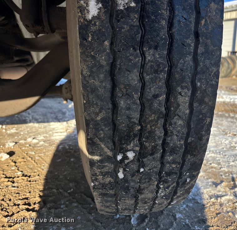 image for item DU6969 2004 International MA035 bucket truck