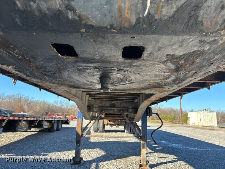 image for item DW7367 1995 Transcraft TL2000 S2 flatbed trailer