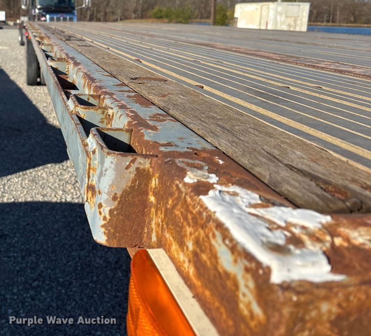 image for item DW7367 1995 Transcraft TL2000 S2 flatbed trailer