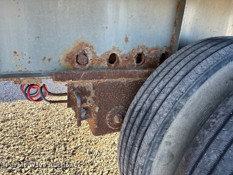 image for item DW7367 1995 Transcraft TL2000 S2 flatbed trailer