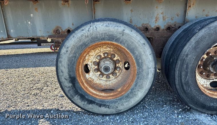 image for item DW7367 1995 Transcraft TL2000 S2 flatbed trailer