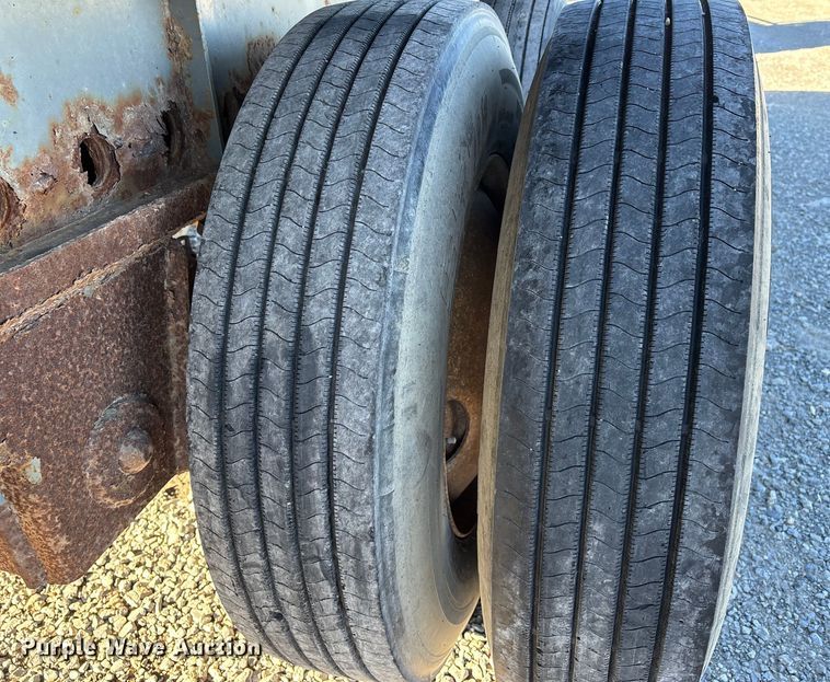 image for item DW7367 1995 Transcraft TL2000 S2 flatbed trailer