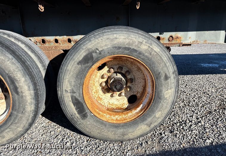 image for item DW7367 1995 Transcraft TL2000 S2 flatbed trailer