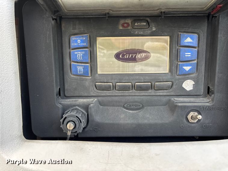 image for item DW7442 2013 Wabash refrigerated van trailer