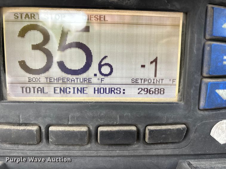 image for item DW7442 2013 Wabash refrigerated van trailer