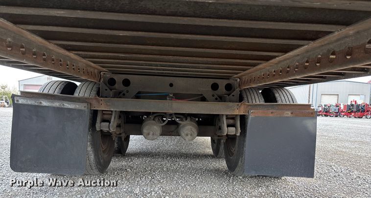 image for item DW7442 2013 Wabash refrigerated van trailer