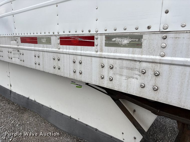 image for item DW7442 2013 Wabash refrigerated van trailer