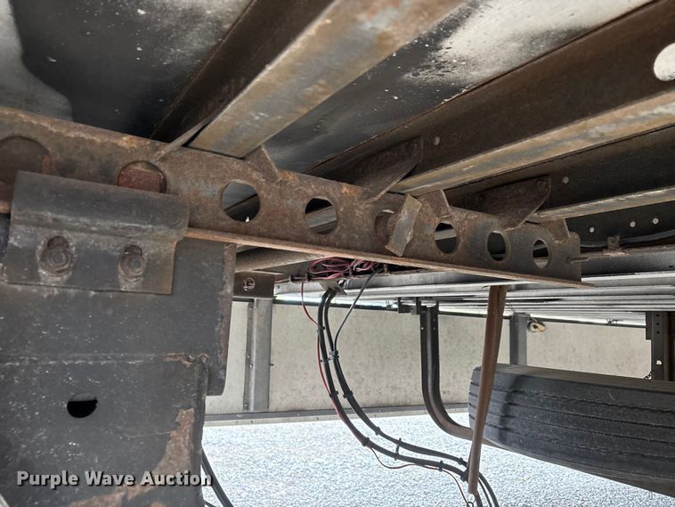 image for item DW7442 2013 Wabash refrigerated van trailer