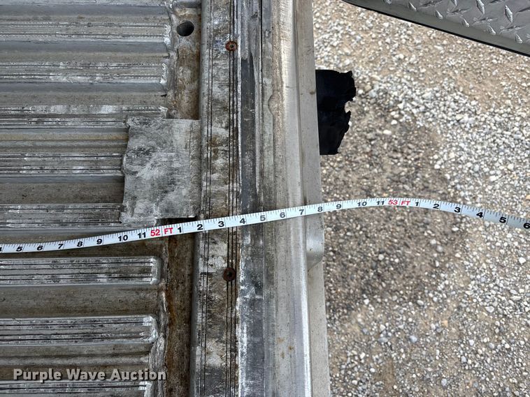 image for item DW7442 2013 Wabash refrigerated van trailer