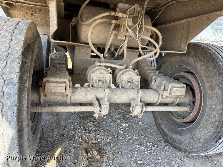 image for item DW7451 2002 Palmer Machine Works TA-24 end dump trailer